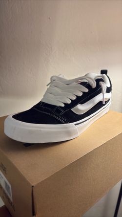 Vans knu school