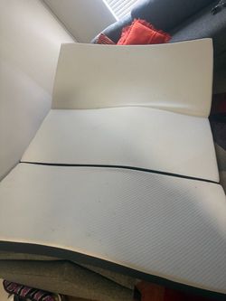 Tri fold small mattress