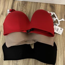 New Bras 36D *Runs Small* 