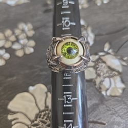 Green Eye Ring