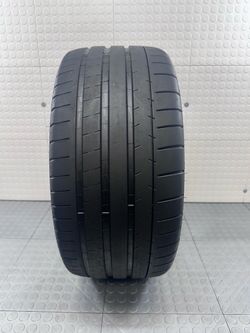 One used Michelin tire 245/35/19 #1401