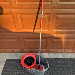O-Cedar Easy Wring Mop and Bucket System 