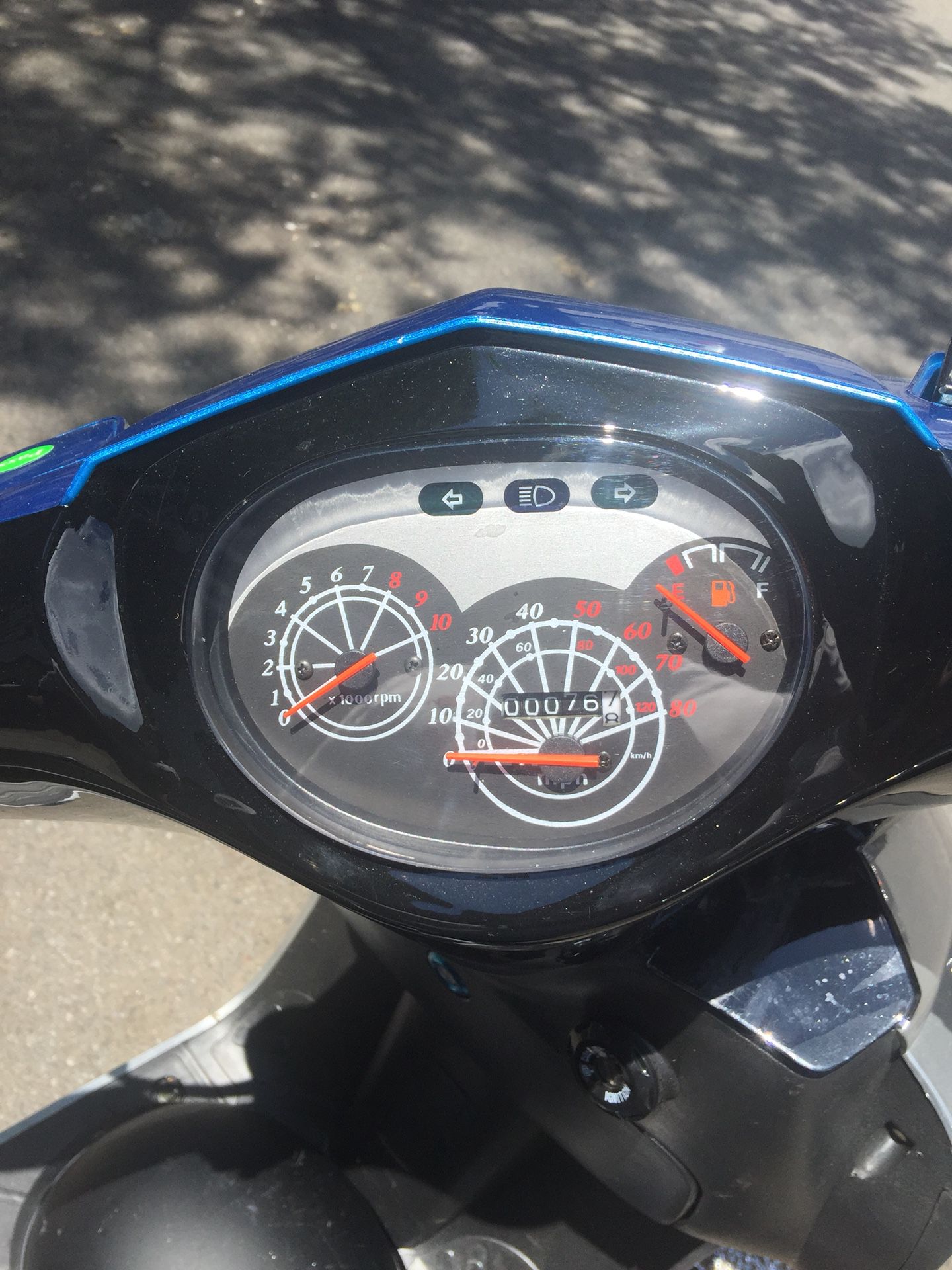 150cc scooter like new low miles