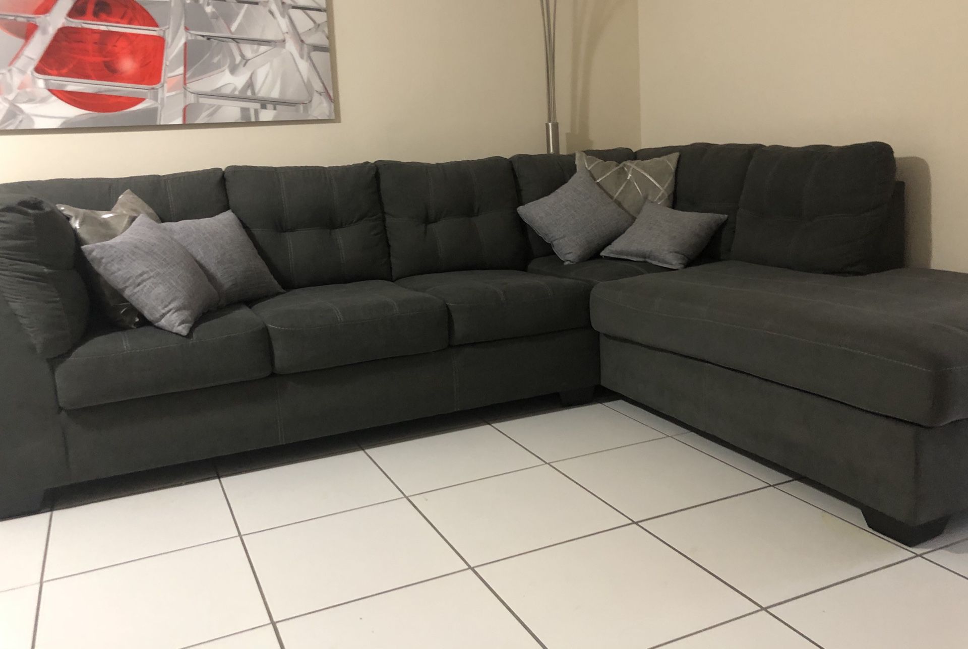 MAIER CHARCOAL SLEEPER RIGHT CHAISE SECTIONAL
