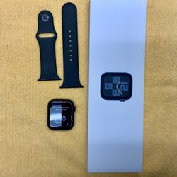 Apple Watch IWatch SE 2nd Gen 44mm Midnight A2727 Wristwatch Rubberband Band Touchscreen Call iMessage GPS Wifi Bluetooth Tracking Heart Monitor 
