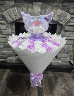 Ramo De Rosas Eternas (Kuromi)