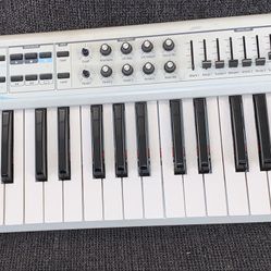 Arturia Keyboard 