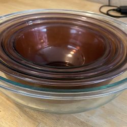 4 Pyrex Glass Nesting Bowls