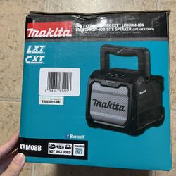 Makita Bluetooth Job Site Speaker 