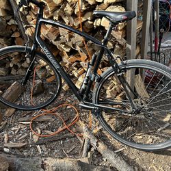 Specialized Sirrus 3.0 Retro Bike In Great Condition $200