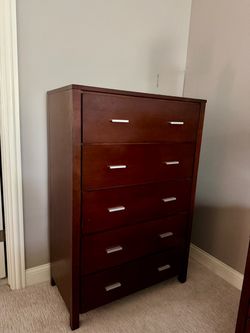 5 Drawer Dresser