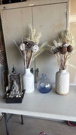Misc vases and statue fountain