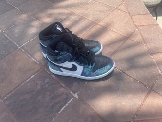 Tie Dye Jordan 1s High Top 