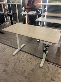 New 47’’ Standing desk Sand oak electric desk home office desk