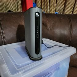 Motorola MG7700 Modem WiFi Router 

