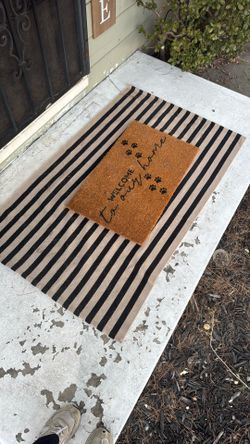 Outdoor Striped Mat