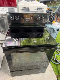 Whirlpool Black Glass Top Electric Range