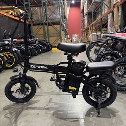 Folding electric bicycle