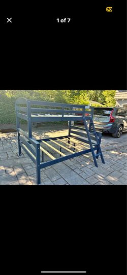 Bunk bed (twin over full) come with 2 mattresses