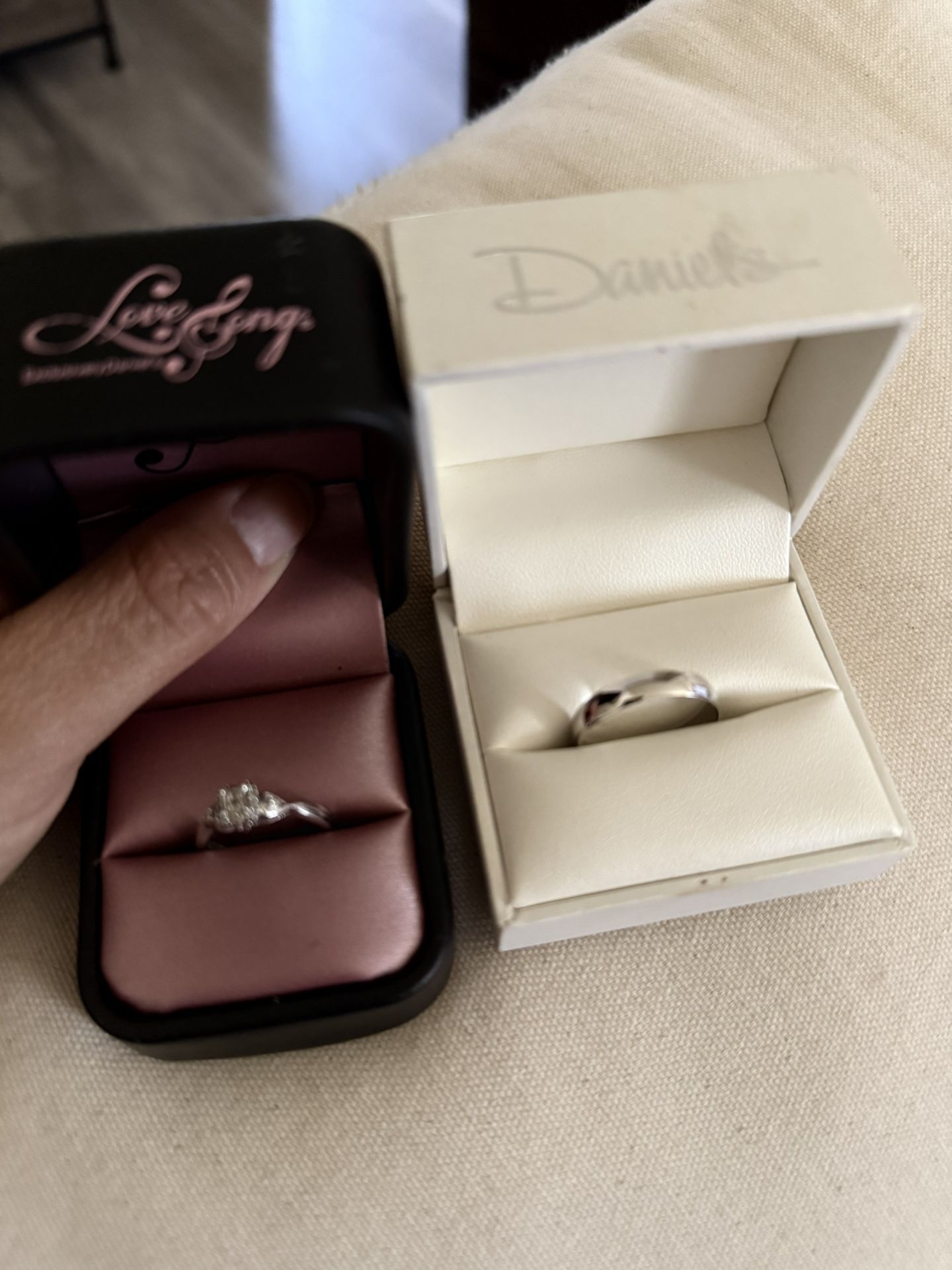 10 Karat White Gold Wedding Set
