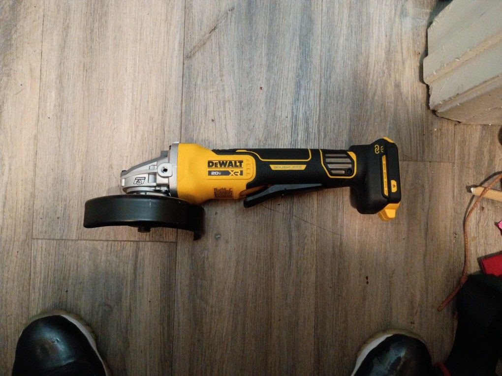 DeWalt Grinder