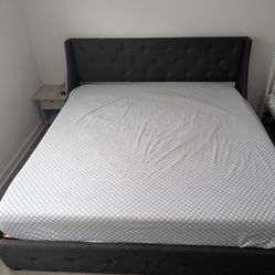 King bed with storage and 10 inch memory foam mattress