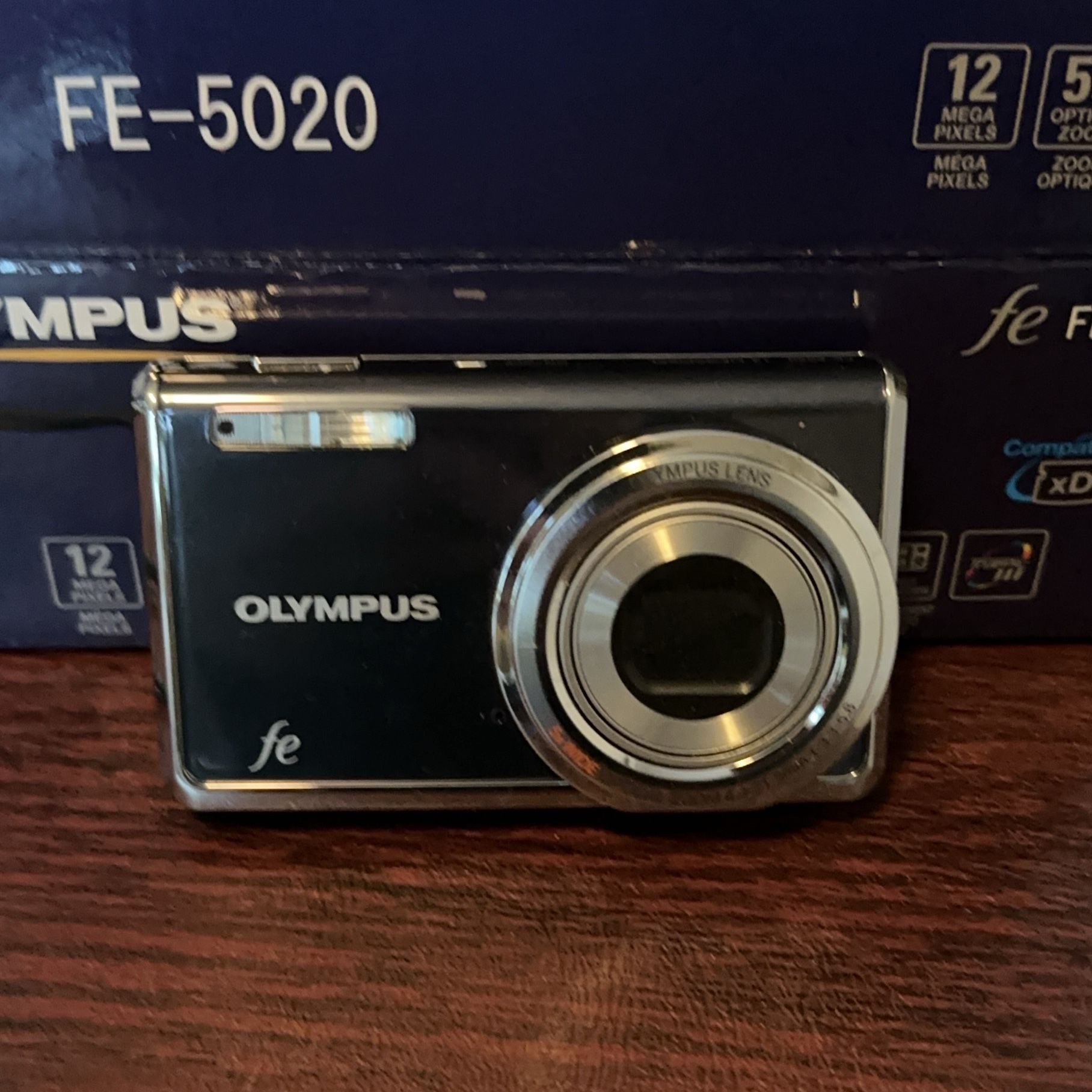 Olympus FE-5020 Digital Camera