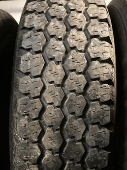 235-75-15 single tire