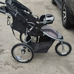 Baby Trend Baby Stroller