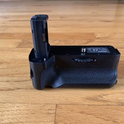 Battery Grip For Sony A7II, A7M2, And A7R2