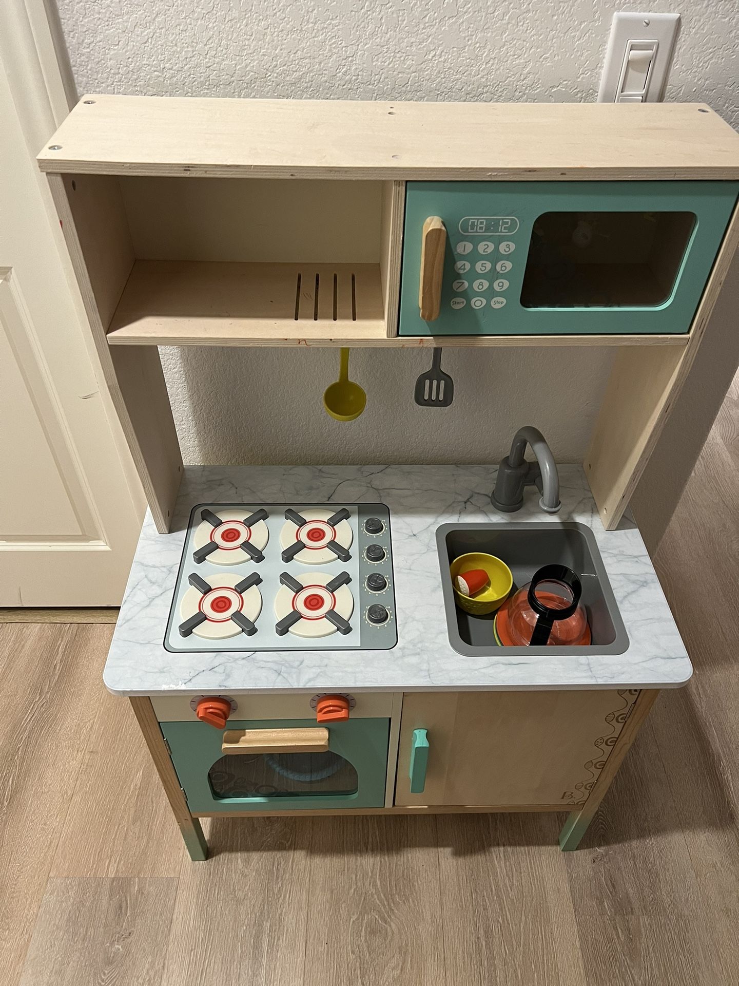 Kids Toy Kitchen