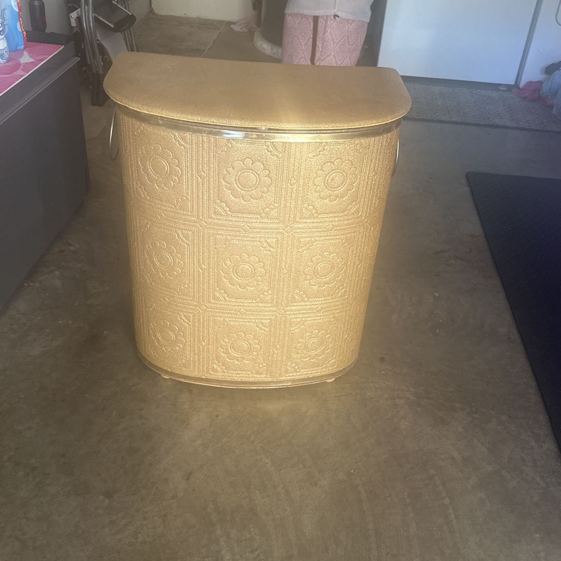 Vintage Laundry Hamper