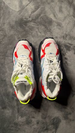 balenciaga runners