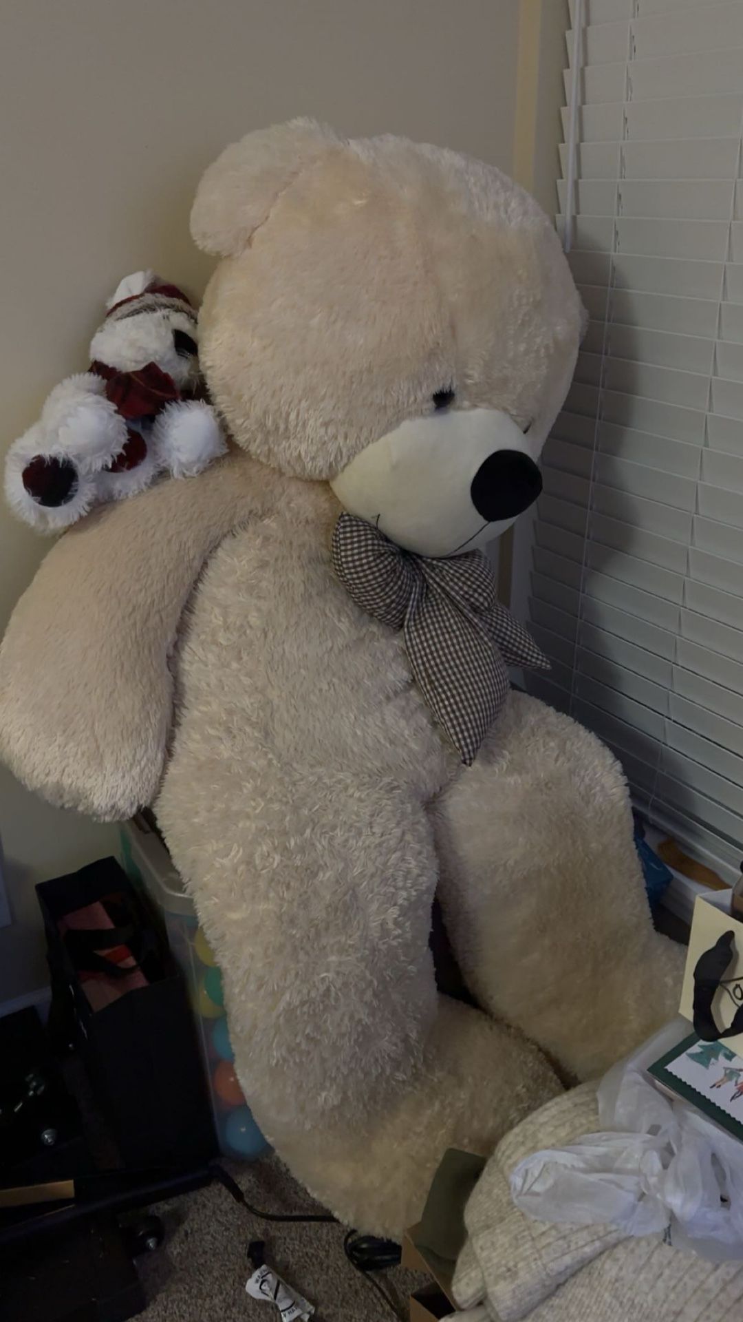 giant teddy bear