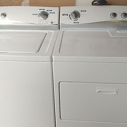 KENMORE WASHER AND DRYER SET 