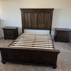 New Queen Bed W Wooden Panel. Free Delivery !