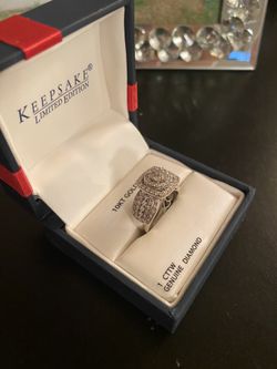 Keepsake ring BEST OFFER (NEED GONE)