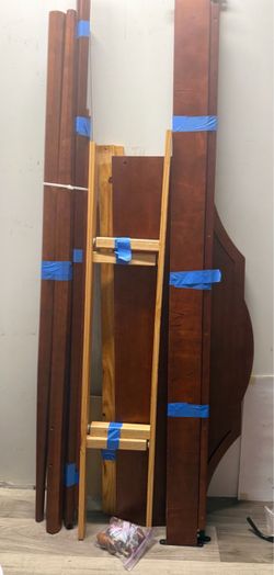 Canopy Bed queen frame