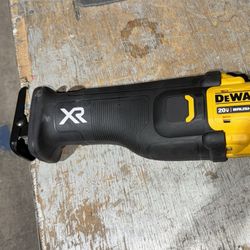 Dewalt 20-Volt XR Cordless Reciprocating Saw (Tool Only)