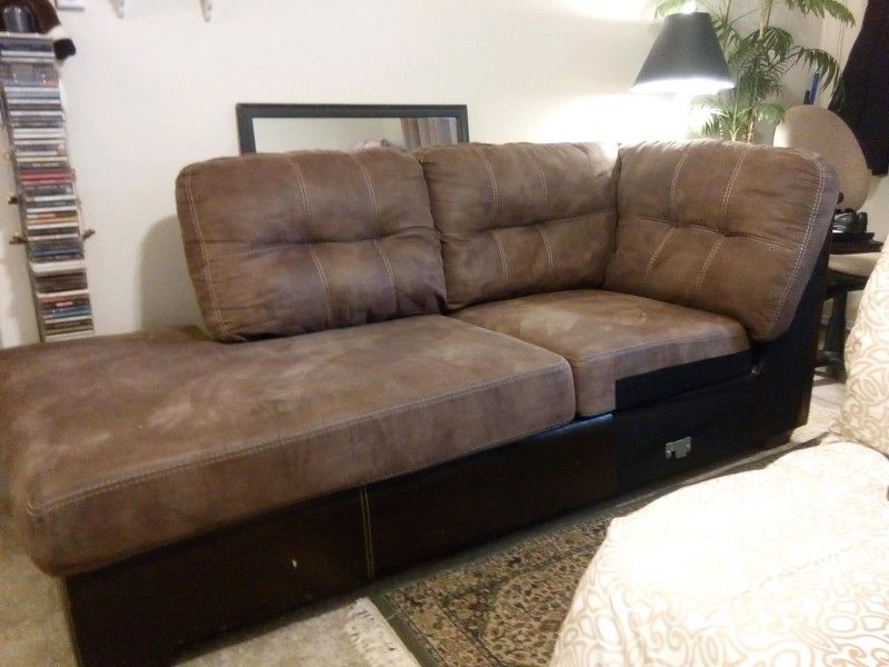 Sectional couch