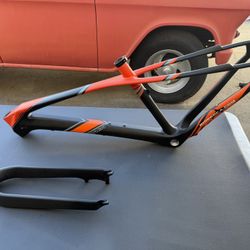 Carbon Fiber DJ Frame And Forks Brand New