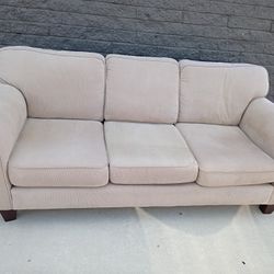 Sofa/Couch 