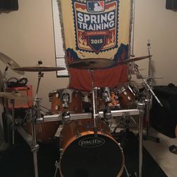 Pearl Drum Rack And Clamps