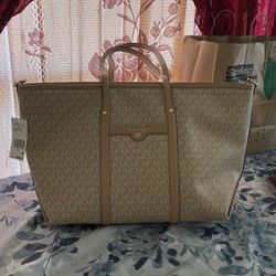 Michael Khors Bag New