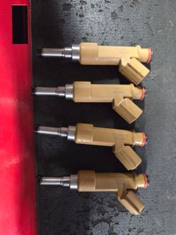 Toyota corolla fuel injectors