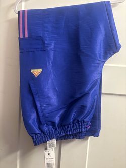 Men’s adidas cargo pants