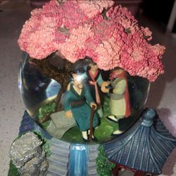 Disney Store Snowglobe Mulan Reflection Music Box Mushu Shang Rare Tested