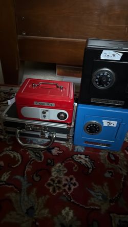 Lot of 4 Small Safes and Cash Boxes