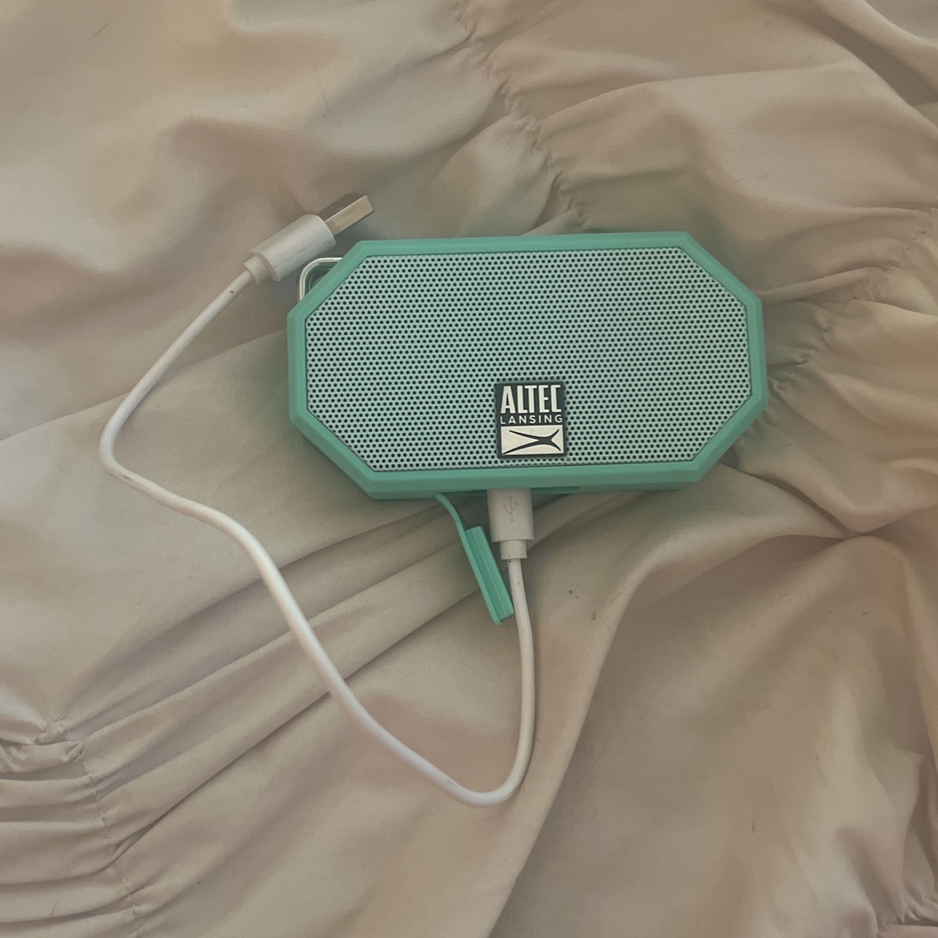 altec lansing aqua waterproof mini speaker