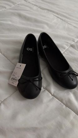 Size 13 kids flats